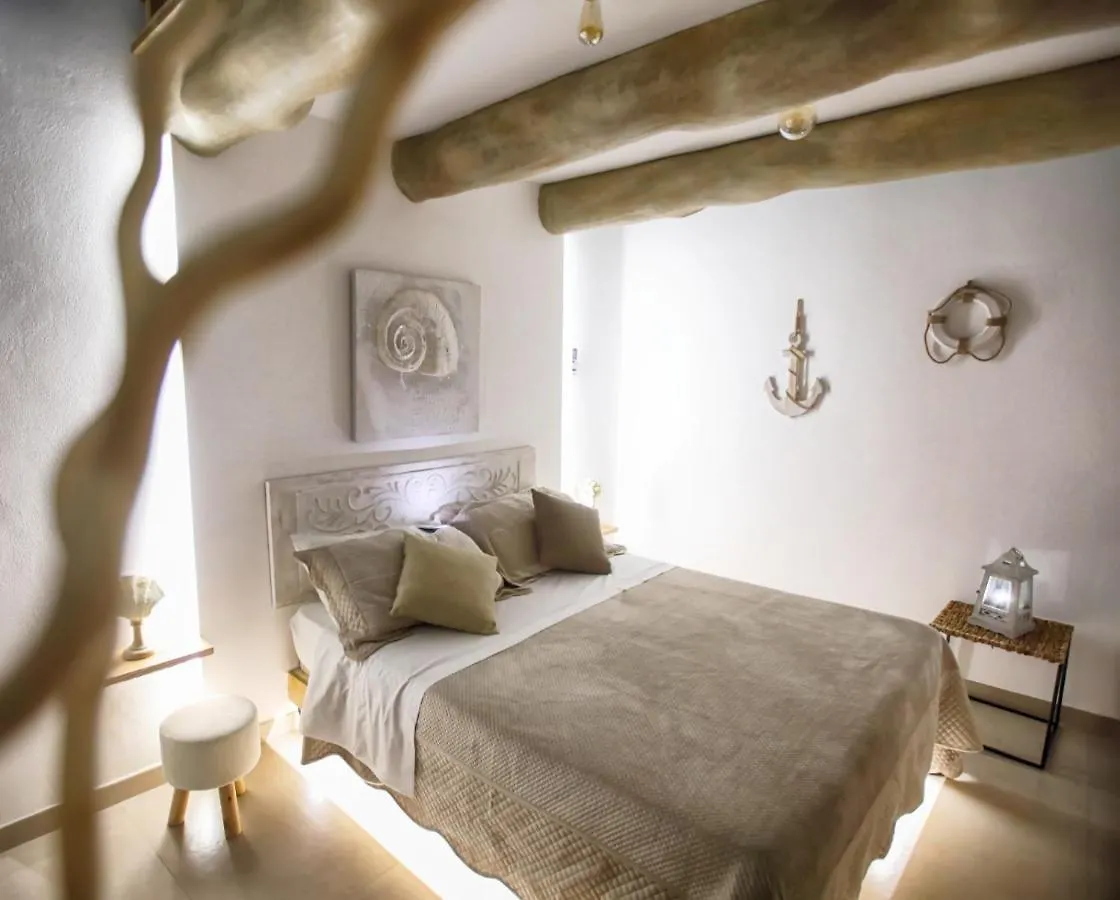 לינה וארוחת בוקר טראסיני B&B Le Onde Praiola