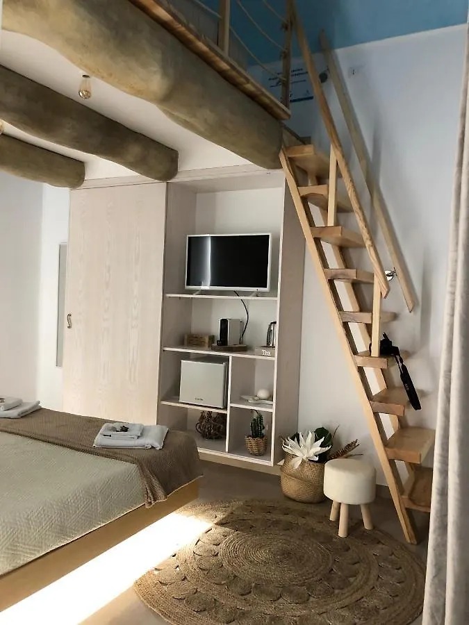 ** לינה וארוחת בוקר טראסיני B&B Le Onde Praiola איטליה
